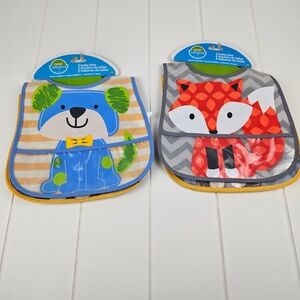 Neat Solutions: 4 Water-Resistant Bibs